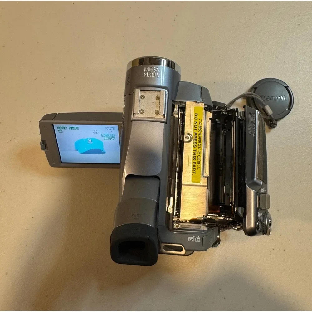 Canon Elura 80 Silver 2.5